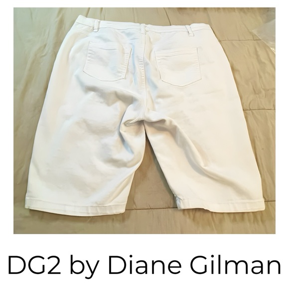 DG2 by Diane Gilman White Plus Size Bermuda Short in size 16 - Picture 4 of 16